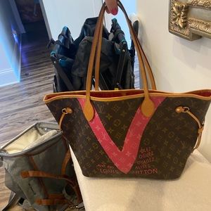 Louis Vuitton Neverfull V MM Grenade Pink Monogram Rare Coated Canvas Limited Ed